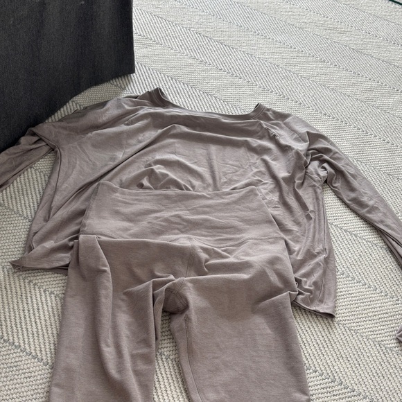Beyond Yoga Taupe Lounge Set - Picture 1 of 1